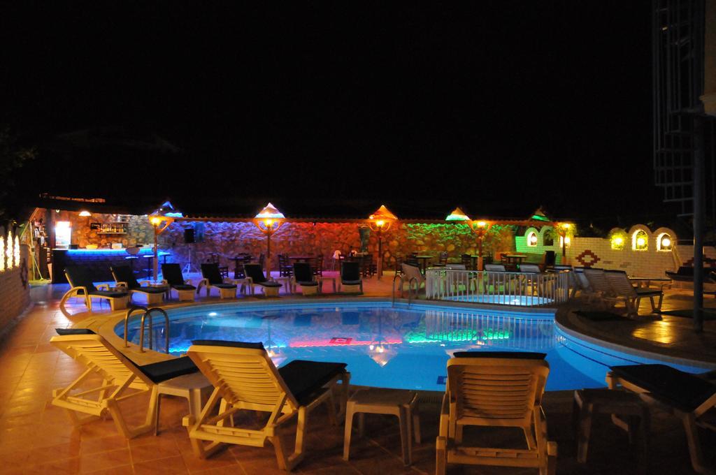 Atlantik Apart Hotel Didim Exteriér fotografie